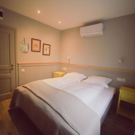 Villa Piazzetta Bacău Екстериор снимка