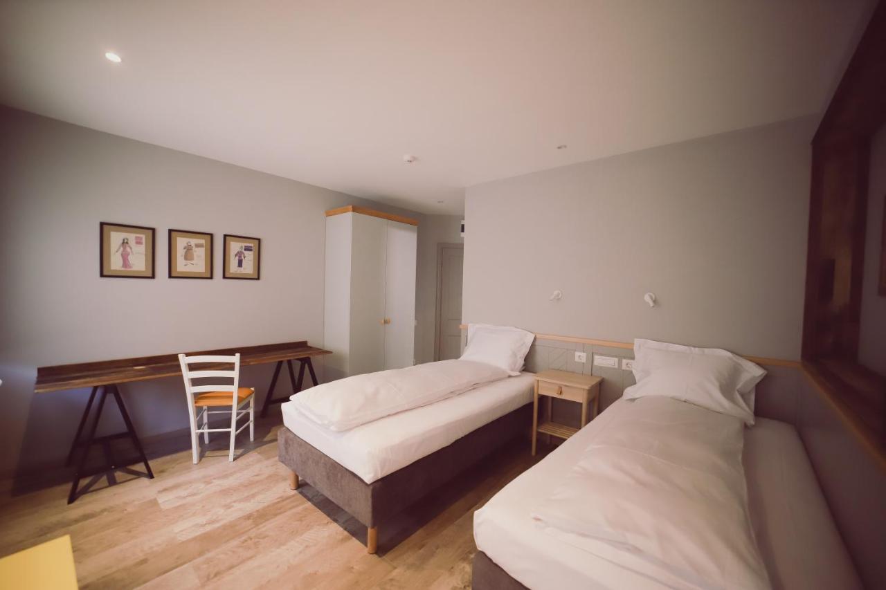 Villa Piazzetta Bacău Екстериор снимка